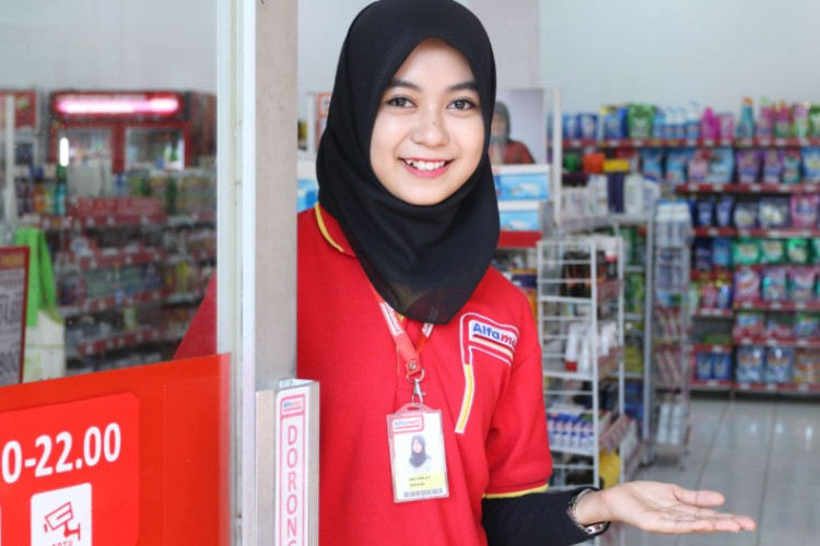 Cara Tarik Tunai Kartu Kredit Via Alfamart Terbaru 2025 , Mudah dan Bisa Ambil Uang Kapan Saja
