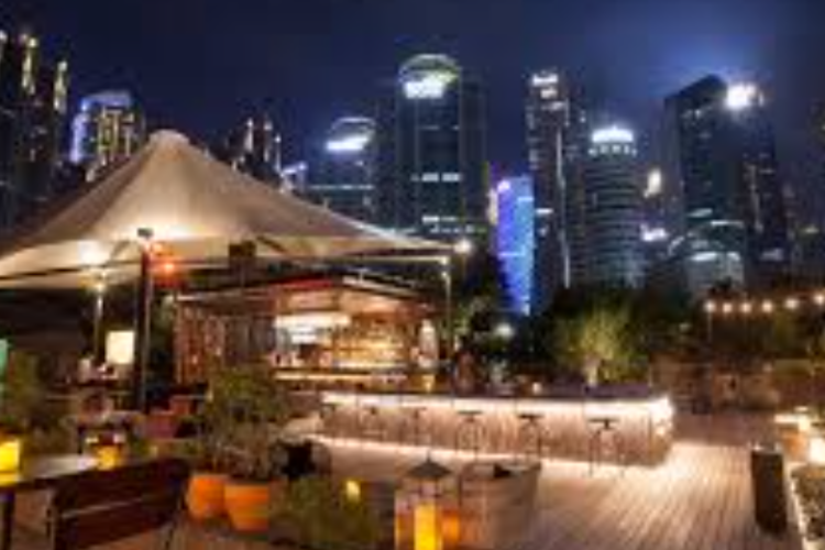 Daftar Restoran Keluarga Terdekat di Jakarta dengan View Kekinian yang Keren dan Cozy