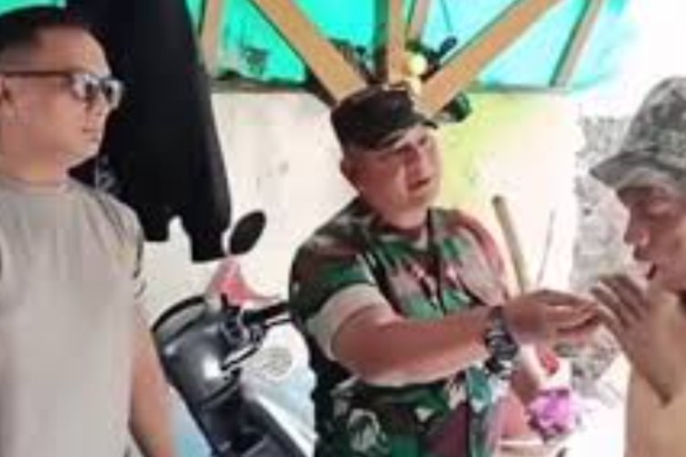 VIRAL! Kronologi Pedagang Es Gabus Dituduh Gunakan Spons Oleh Polisi-Tentara di Kemayoran