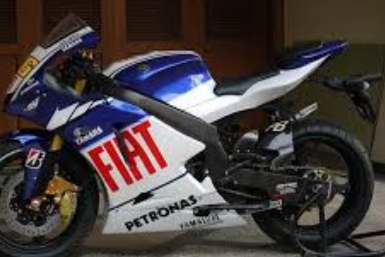 Ide Modifikasi New Yamaha Vixion M1 Street Fighter Full Airbrush Anti Norak-Norak Club