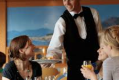 Apa itu Russian Service? Berikut Contohnya, Pengusaha Makanan dan Minuman Wajib Tau