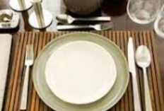 Apa itu Table Setting: Berikut Penjelasannya dan Alat-Alat Yang Dibutuhkan