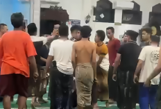 Geger! Video ODGJ Umumkan Kiamat Pakai Toa Masjid Viral Media Sosial, Warga Sampang Amankan Pelaku