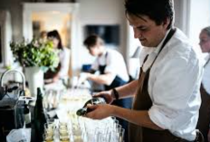 Apa Saja Tugas F&B Service Hotel, Wajib Tau Buat Kamu yang Baru Masuk Industri ini